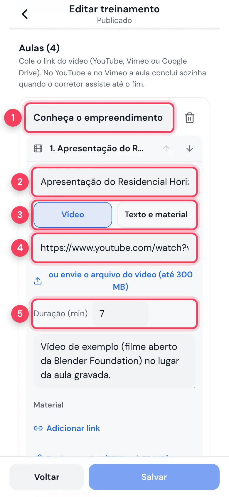Editor de aula com o nome do módulo, o título da aula, a escolha Vídeo ou Texto e material, o link do vídeo e a duração