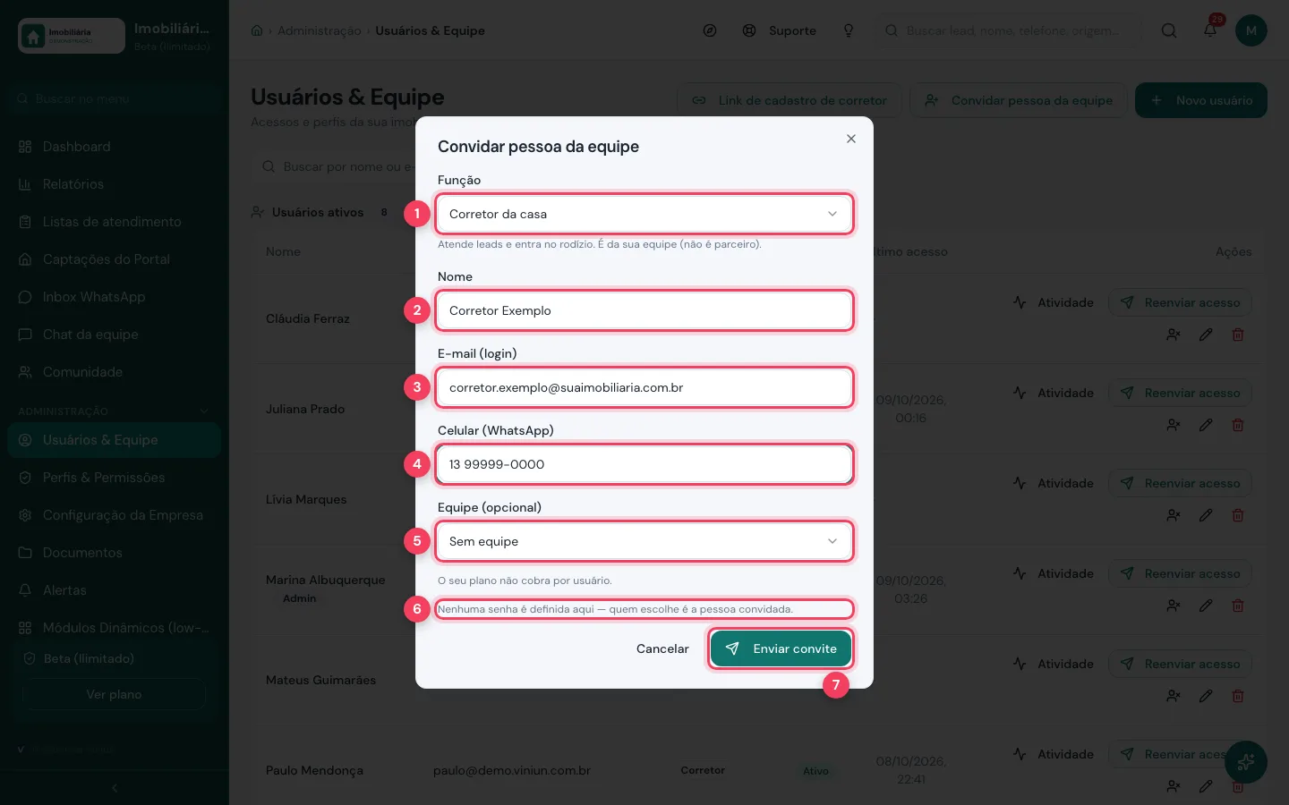 Janela Convidar pessoa da equipe preenchida com função, nome, e-mail, celular e equipe