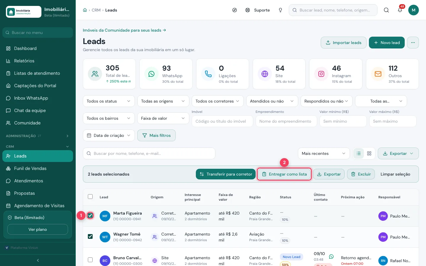 Lista de leads com dois contatos marcados e o botão Entregar como lista marcado