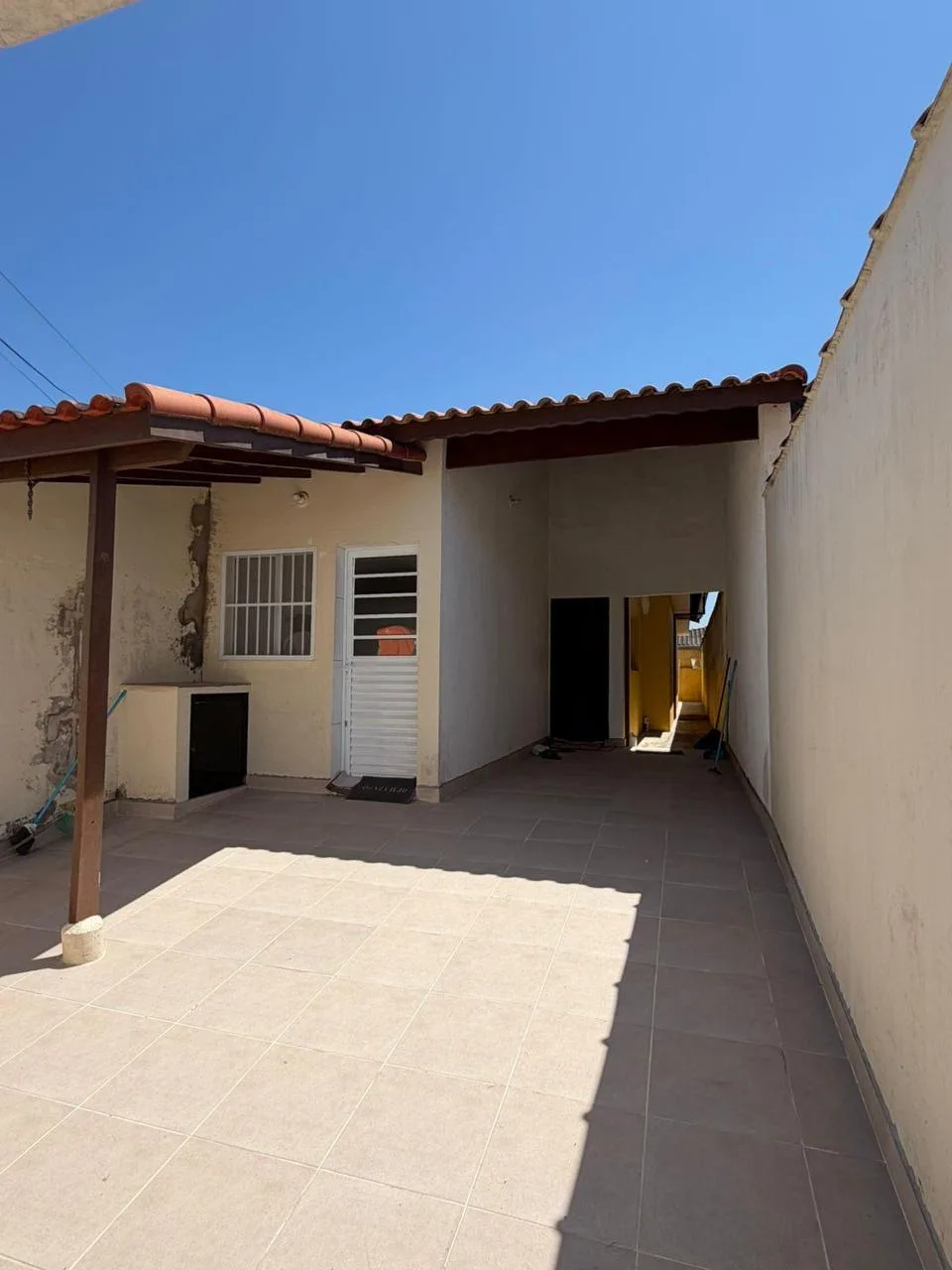 Casa em Peruíbe — foto 2