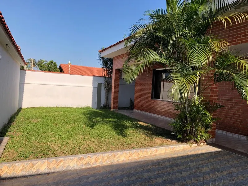 Casa 5 quartos no Jardim Real — foto 1