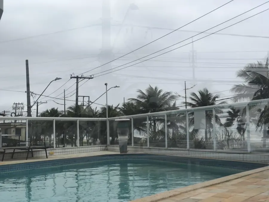 Apartamento 1 dormitório frente ao mar — Costa Real — foto 1