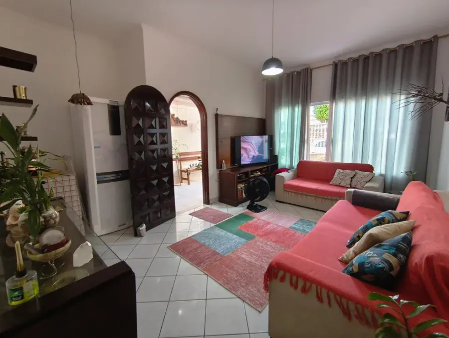 Casa 2 quartos no Vila Tupi — foto 2