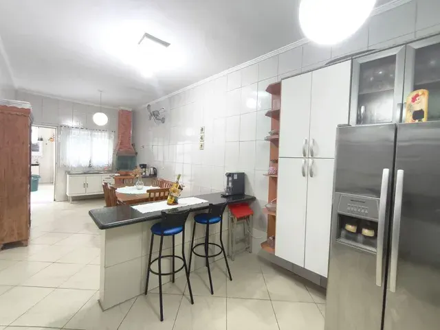 Casa 4 quartos no Vila Caiçara — foto 3