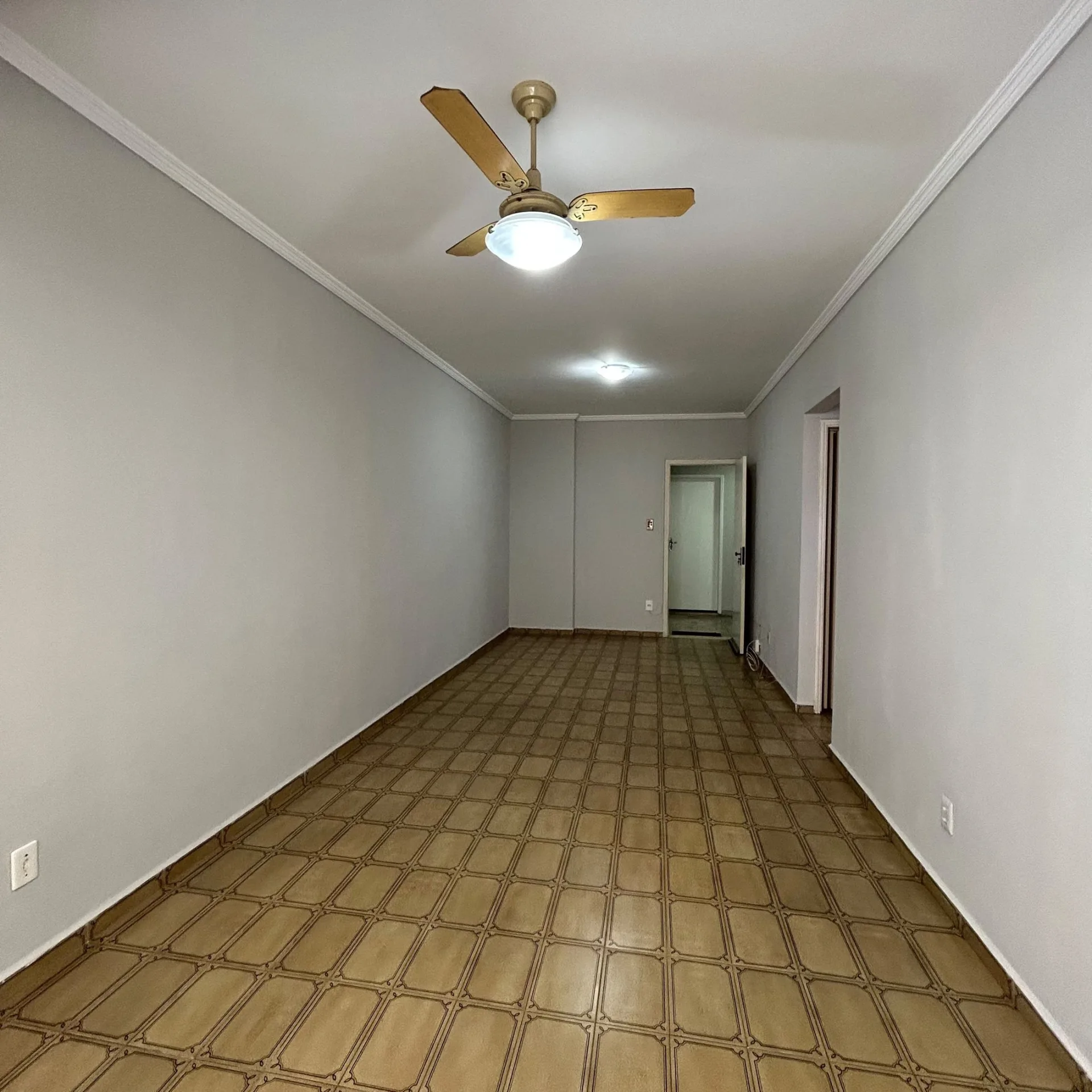Tony Itararé apartamento 50m praia — foto 1