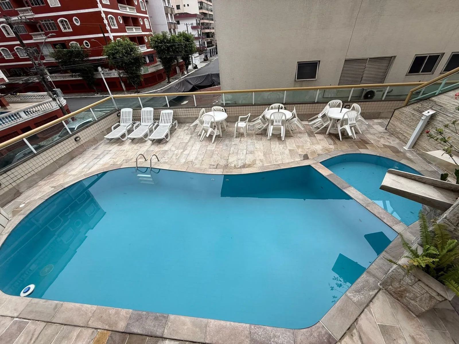 Tony Tupi apartamento suíte 73m²