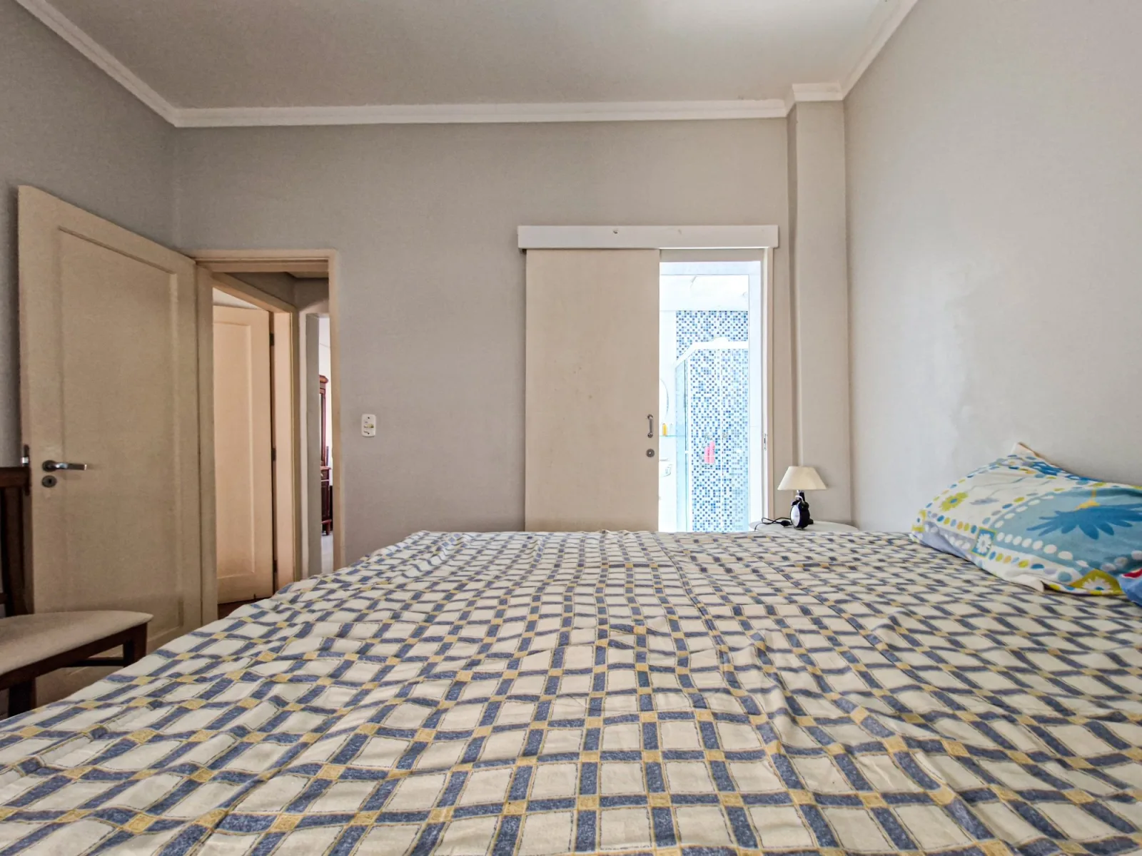 Ótimo Apartamento de 02 Dormitórios com suíte, Vista Mar, no Embaré em Santos - SP. — foto 11
