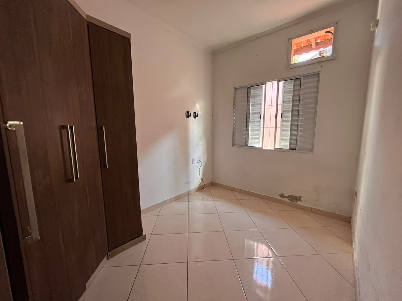 Casa — Av. Hugo de Carvalho Ramos, 343 — foto 5